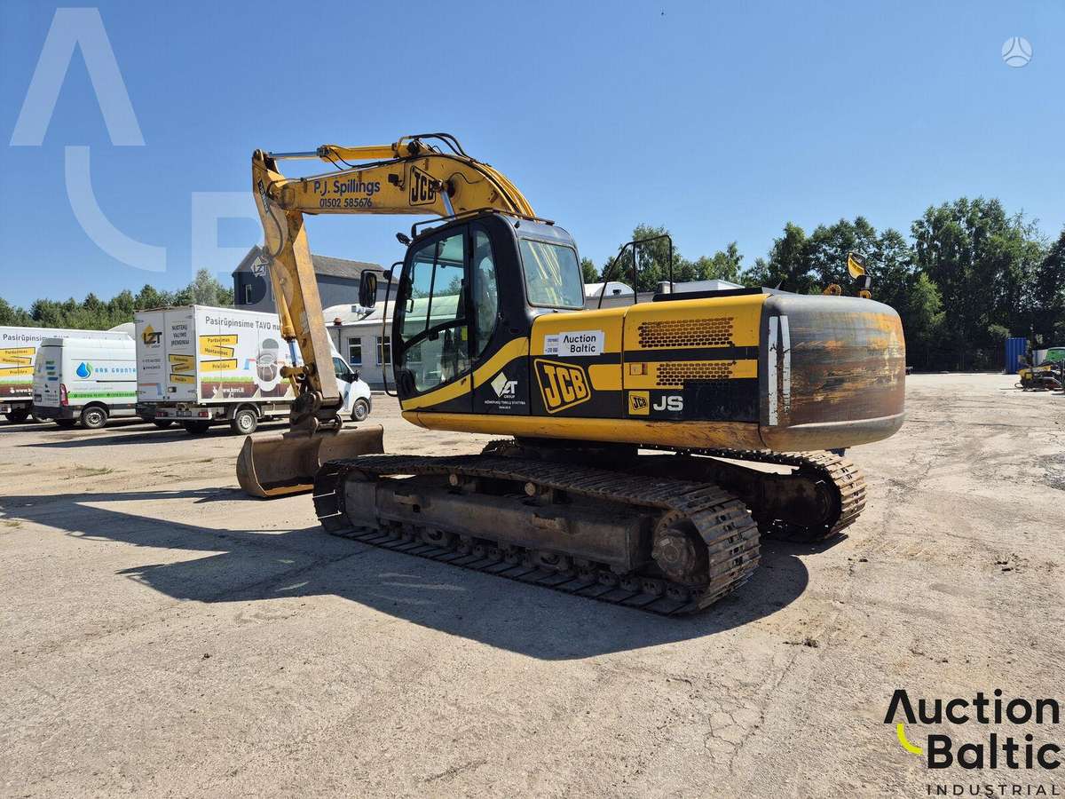 JCB JS 220 LC, ekskavatori