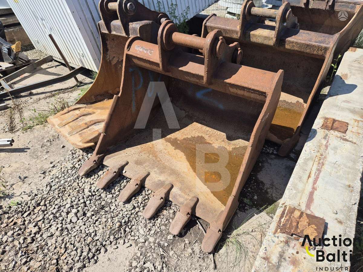 JCB JS 220 LC, ekskavatori