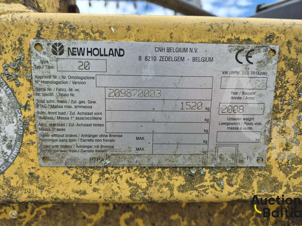 New Holland CS 6080, combine harvesters