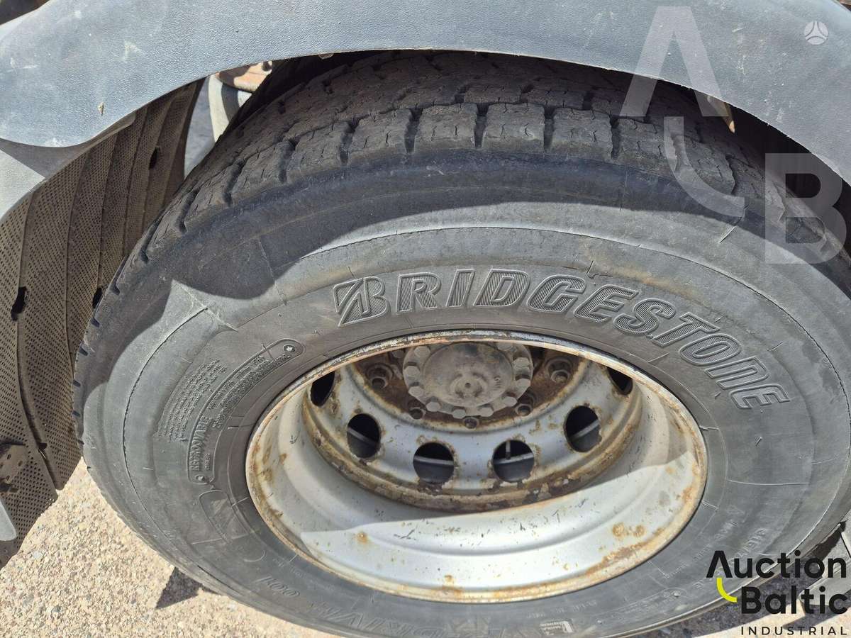 Iveco AS440S45T/P, cits