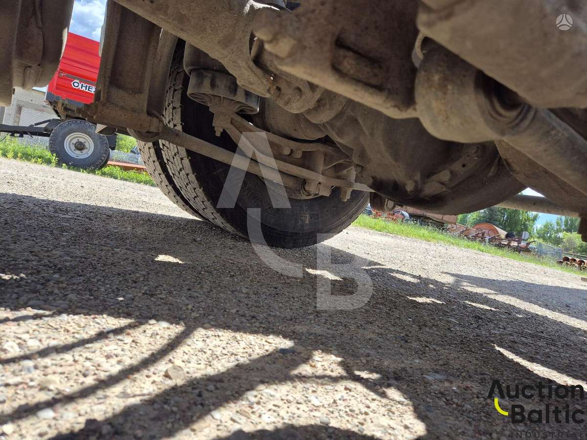 Iveco AS440S45T/P, cits