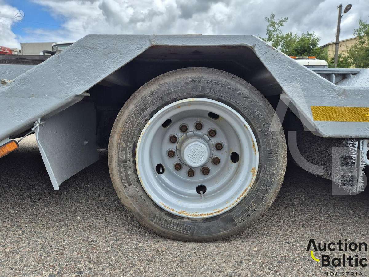 Meusburger MTS-4, flatbed