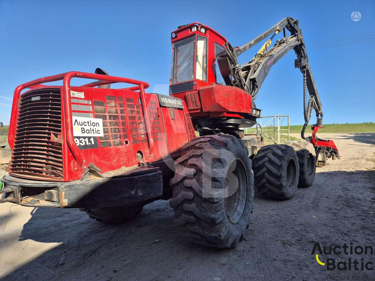 Komatsu 931, harvesters