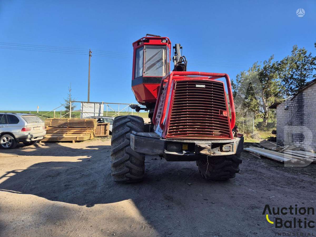 Komatsu 931, harvesters