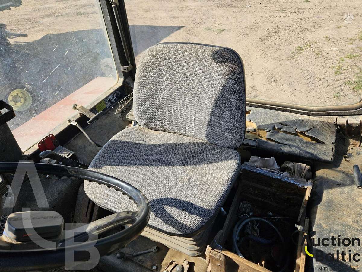 -Kita- MTZ 1025, тракторы