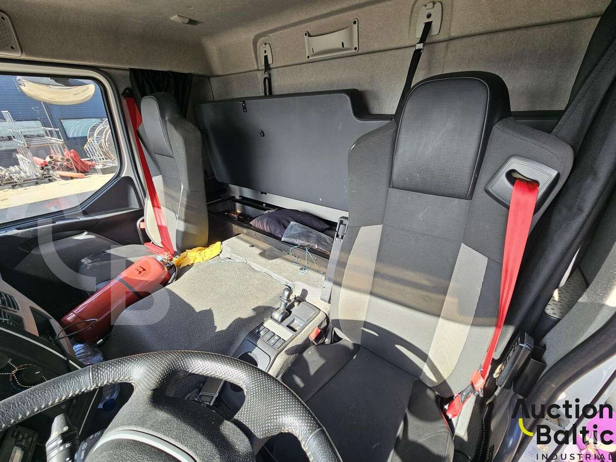 Renault C, box trucks / box vans