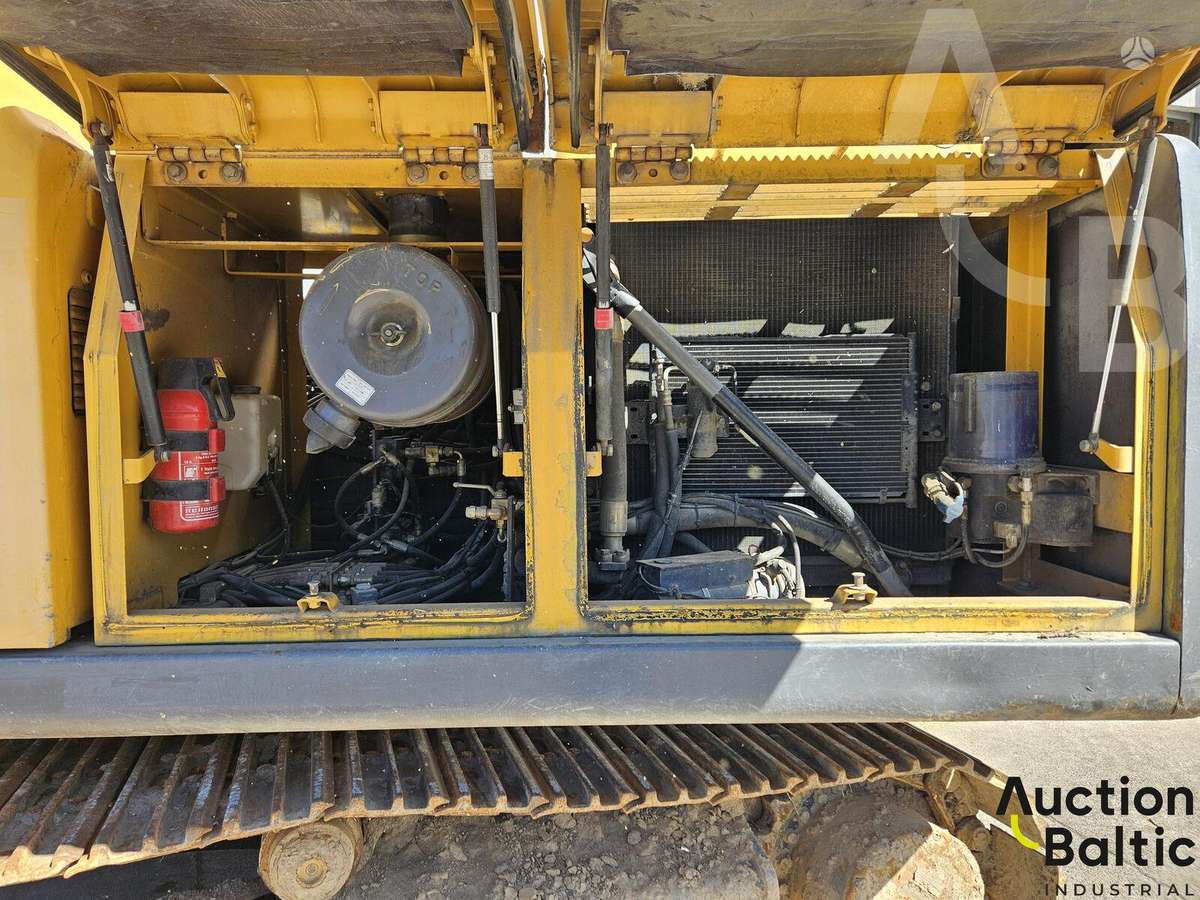 Volvo EC 210 LC, экскаваторы