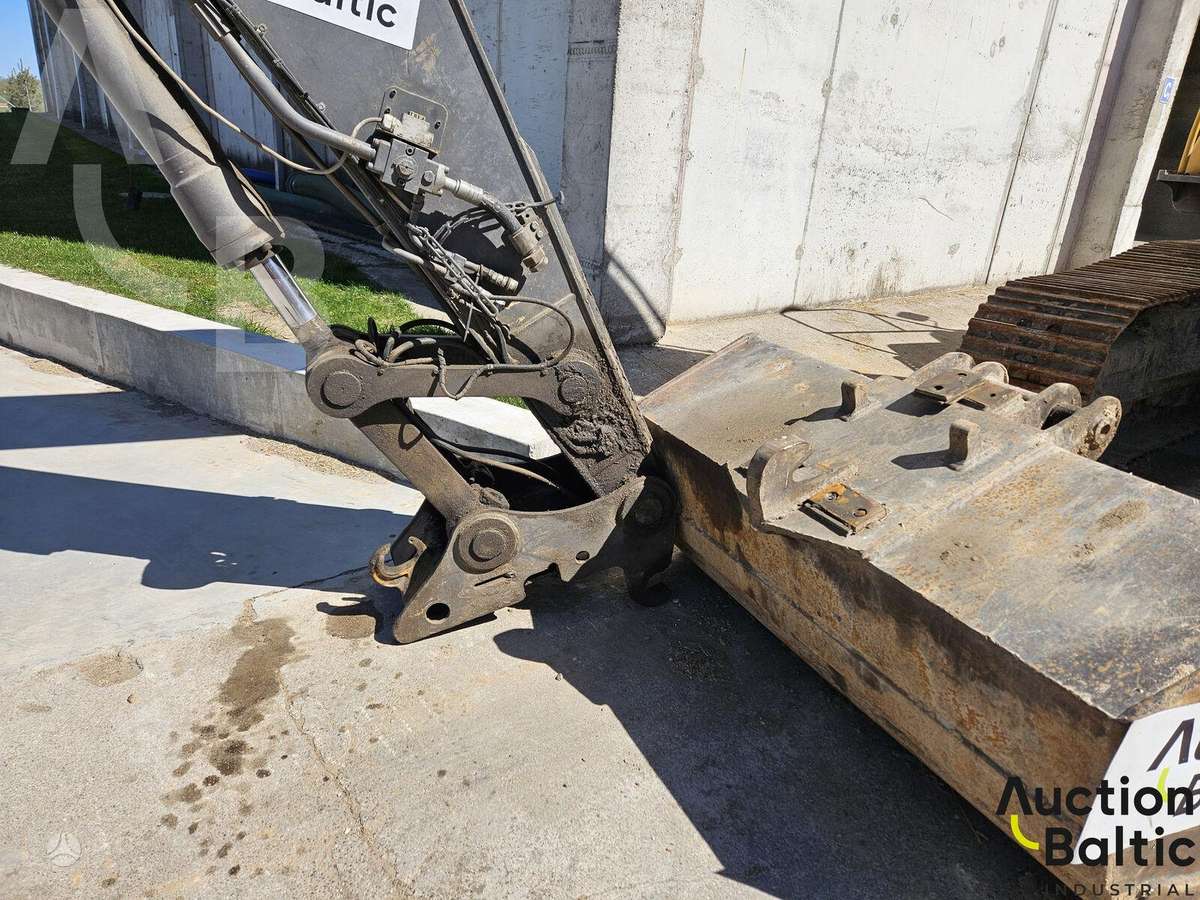 Volvo EC 210 LC, ekskavatoriai