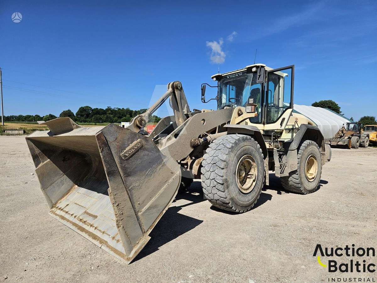 Volvo L 120 G, frontal loader