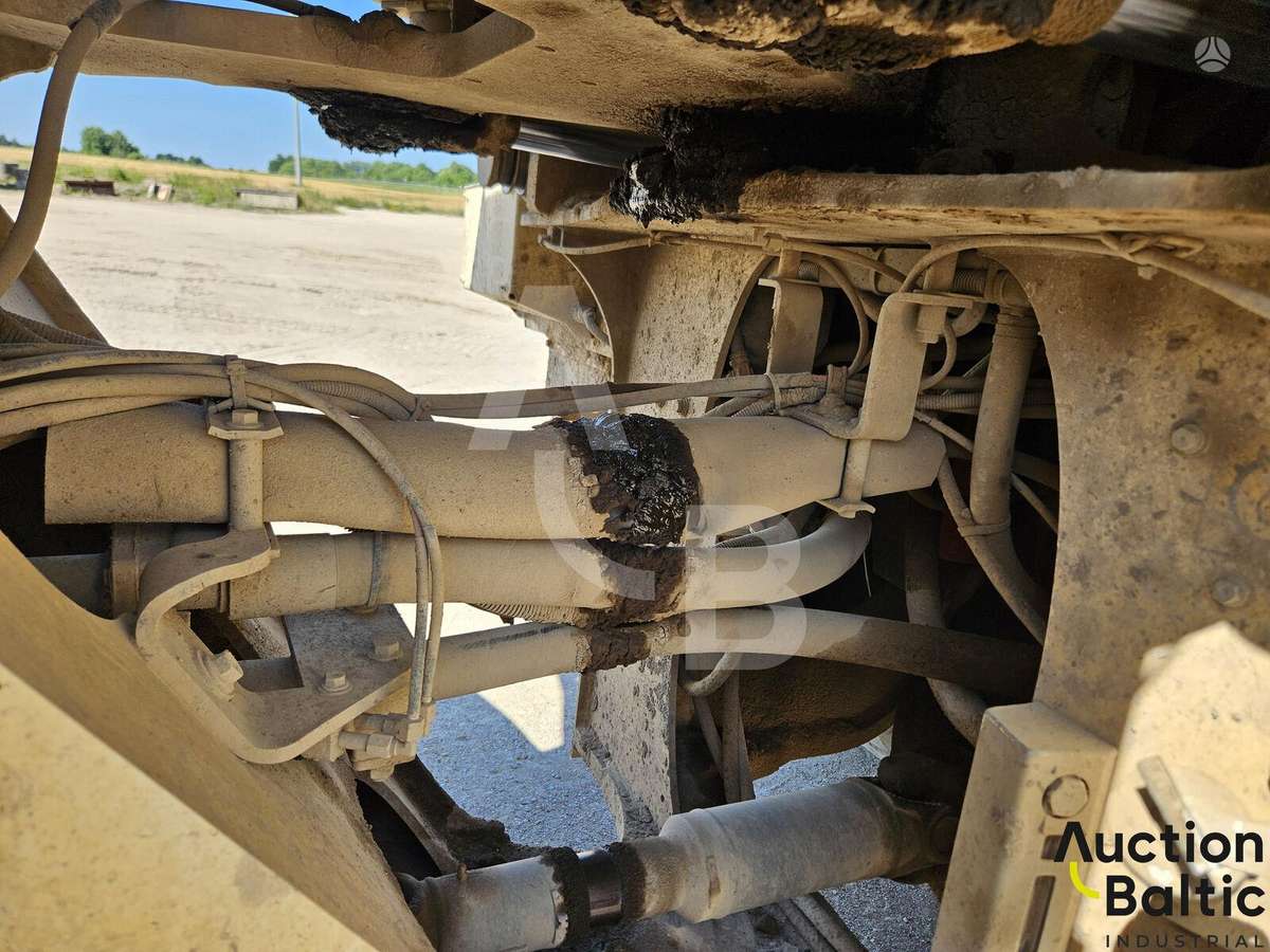 Volvo L 120 G, frontal loader