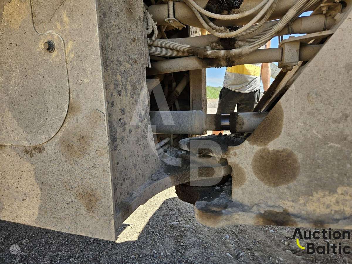 Volvo L 120 G, frontal loader