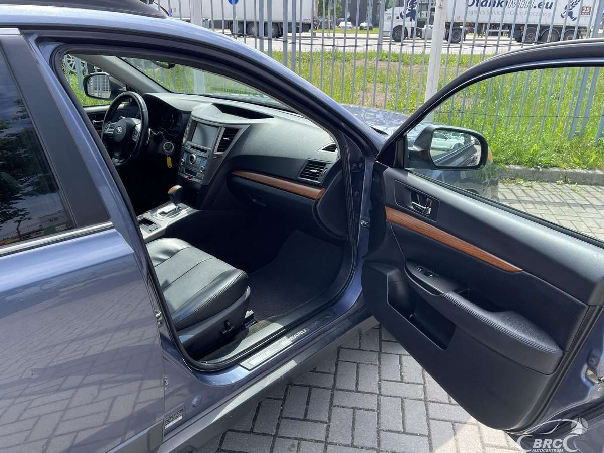 Subaru Outback, 3.6 l., Универсал