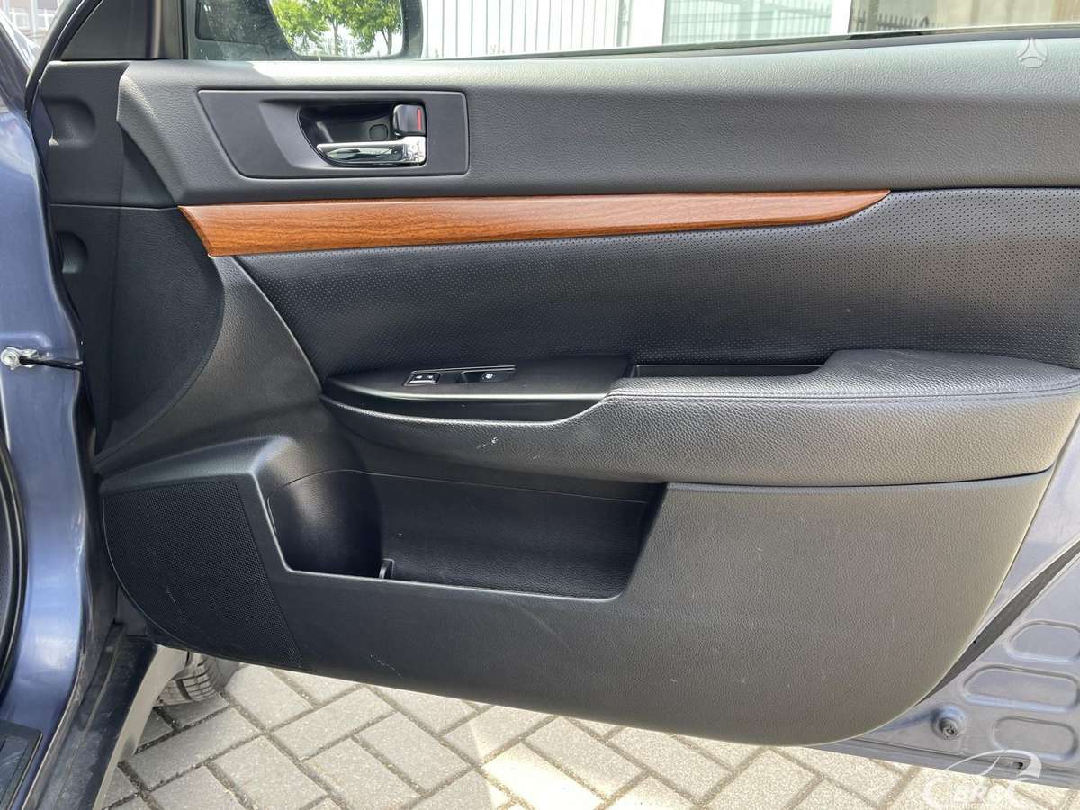Subaru Outback, 3.6 l., Универсал