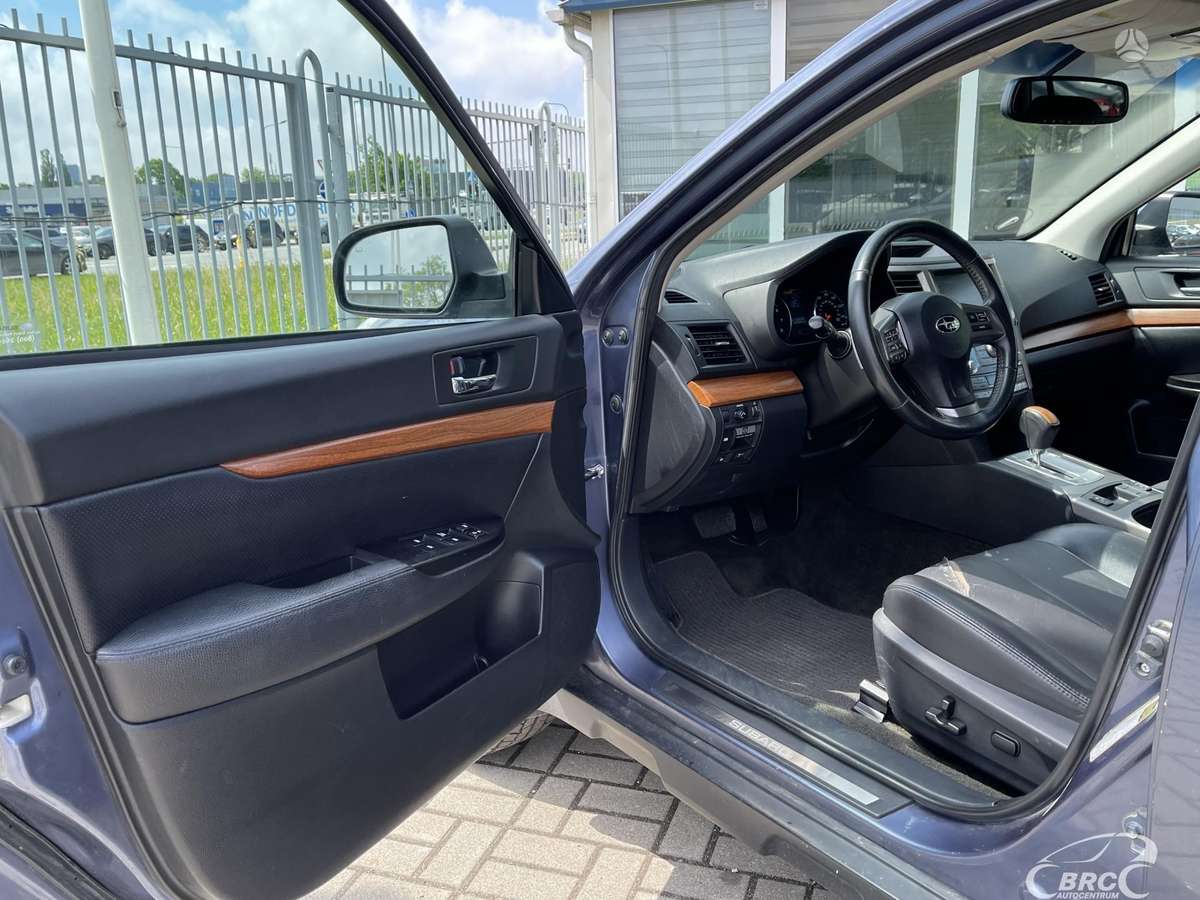Subaru Outback, 3.6 l., Универсал