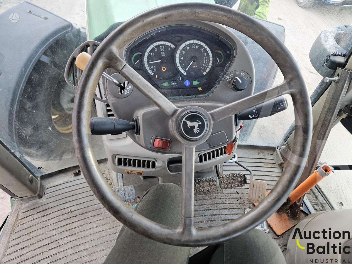 John Deere 6630 Premium, traktoriai