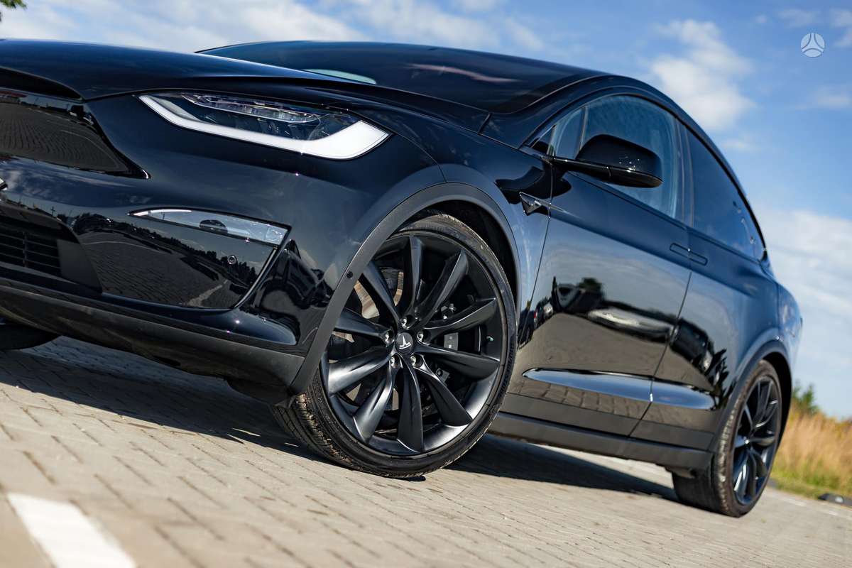 Tesla Model X, 100 kWh, mpv / minivan