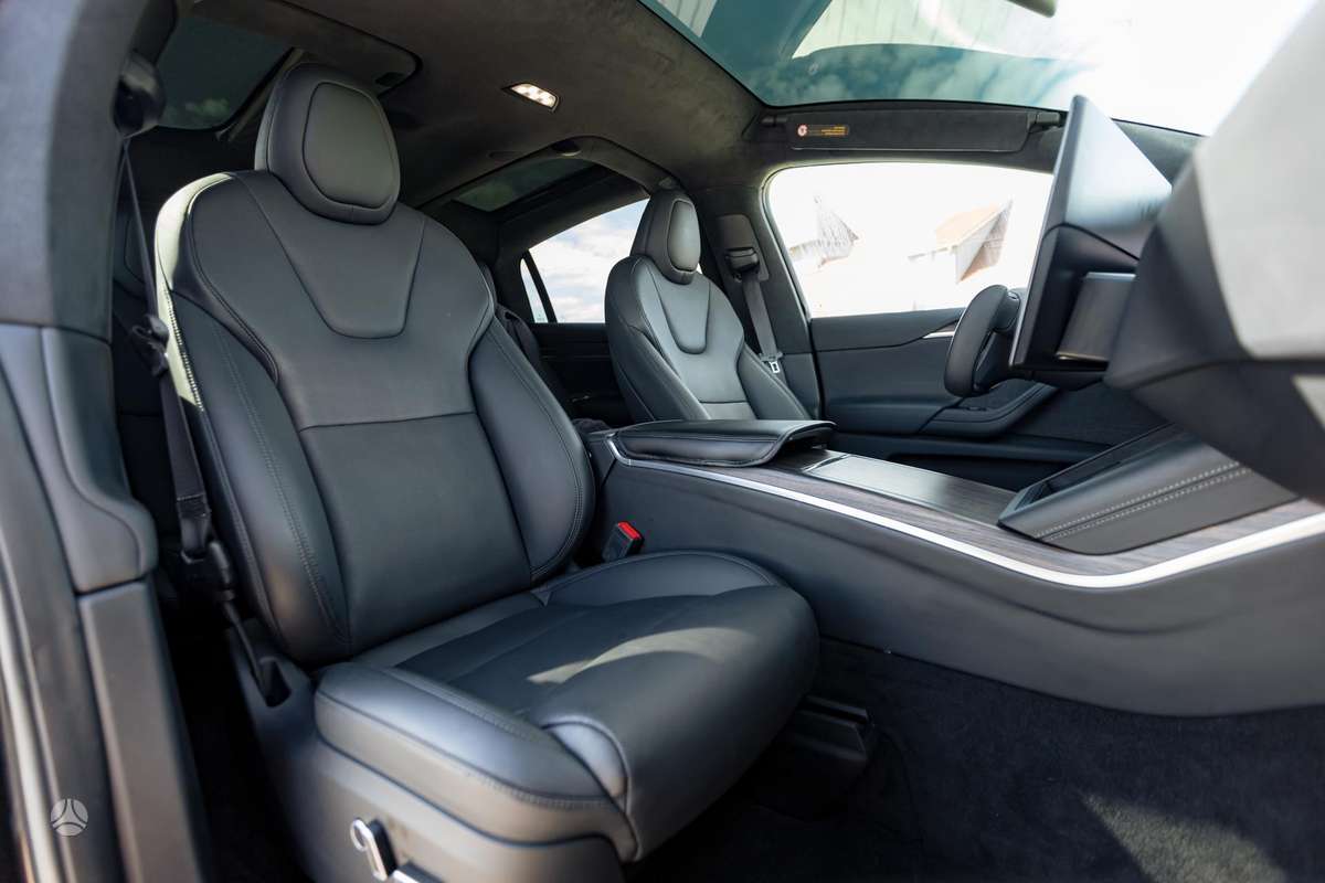 Tesla Model X, 100 kWh, mpv / minivan