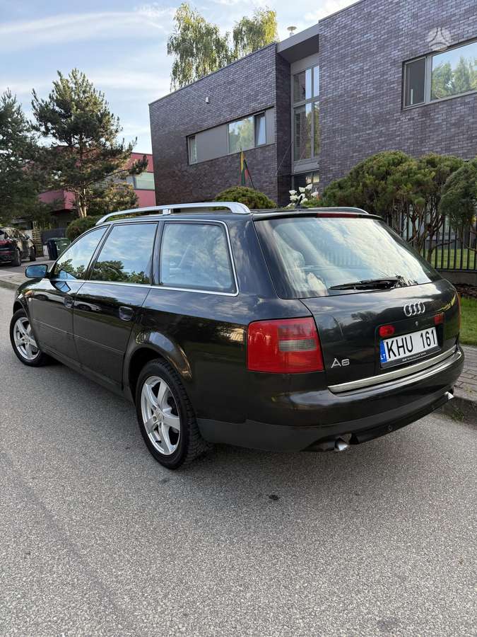 Audi A6, 2.5 l., universalas