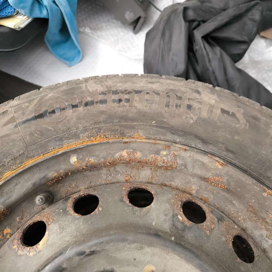 Continental, summer 185/65 R15