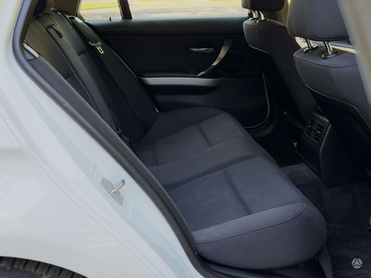 BMW 318, 2.0 l., wagon