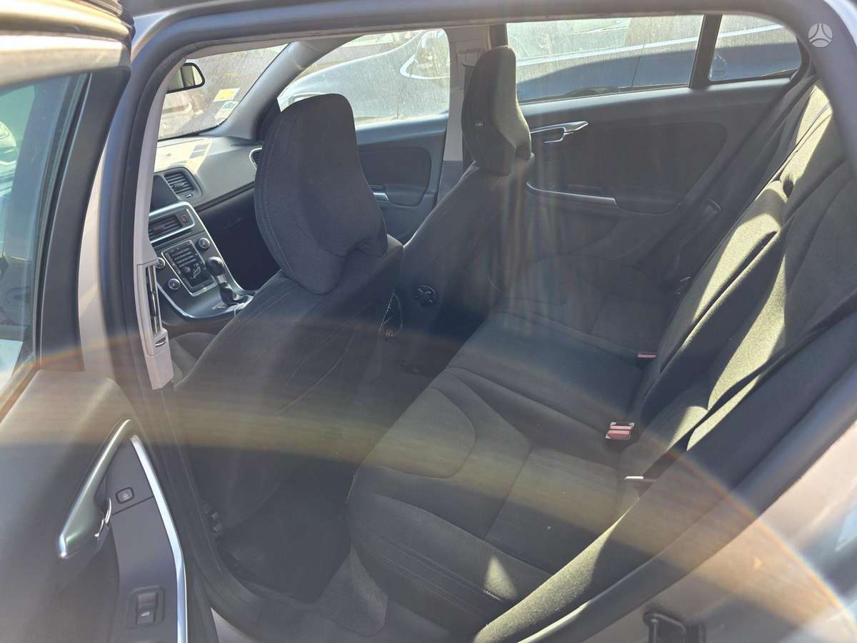 Volvo V60, 1.6 l., wagon