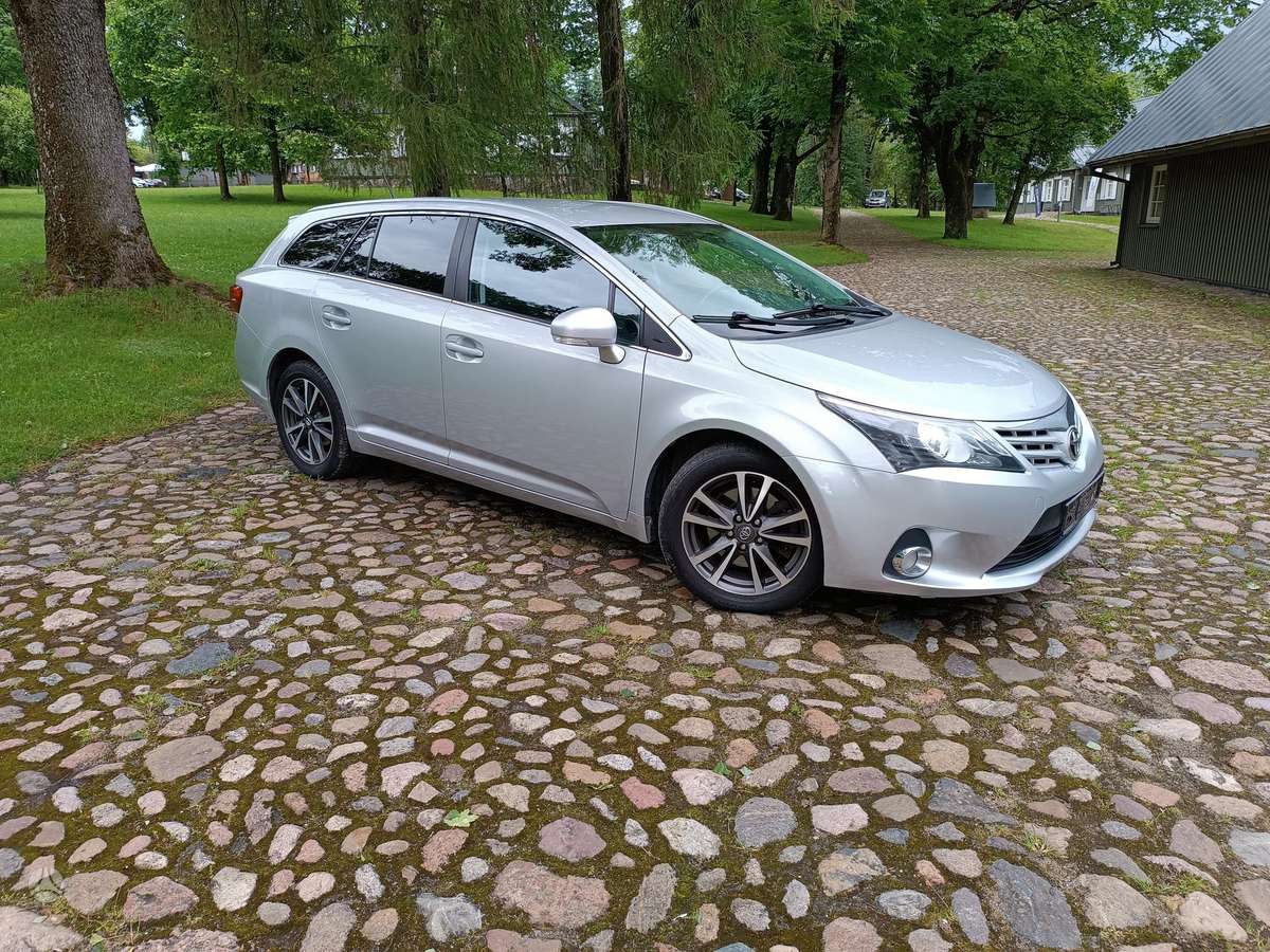 Toyota Avensis - 3