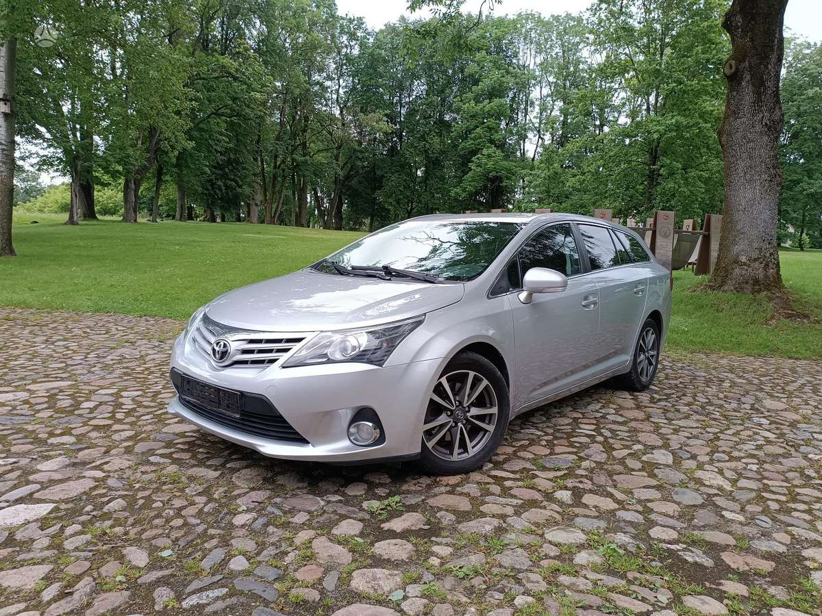 Toyota Avensis - 7
