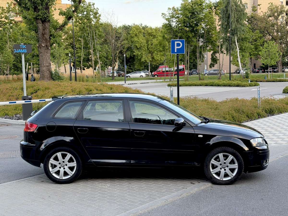 Audi A3, hečbekas