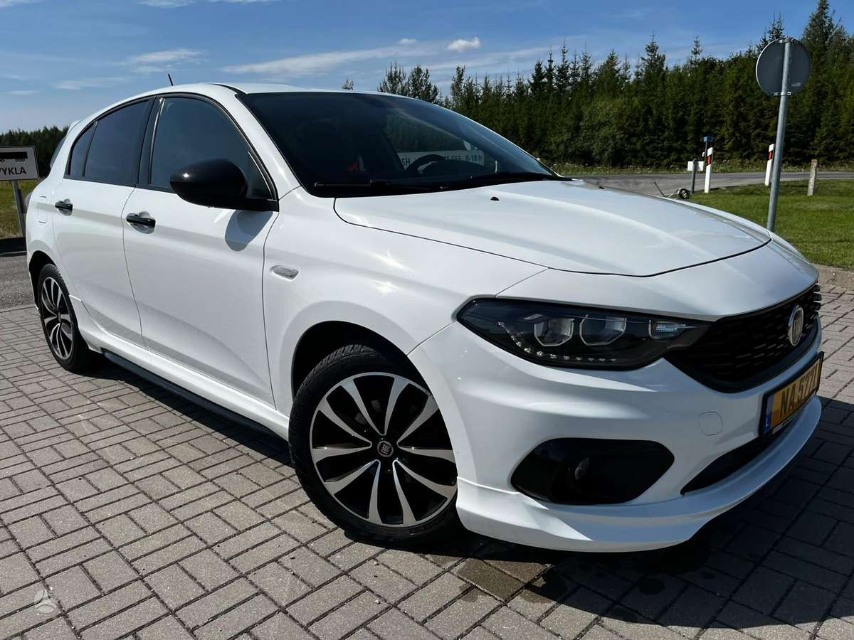 Fiat Tipo, 1.6 l., Хэтчбек