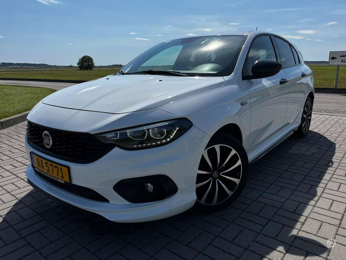 Fiat Tipo, 1.6 l., Хэтчбек