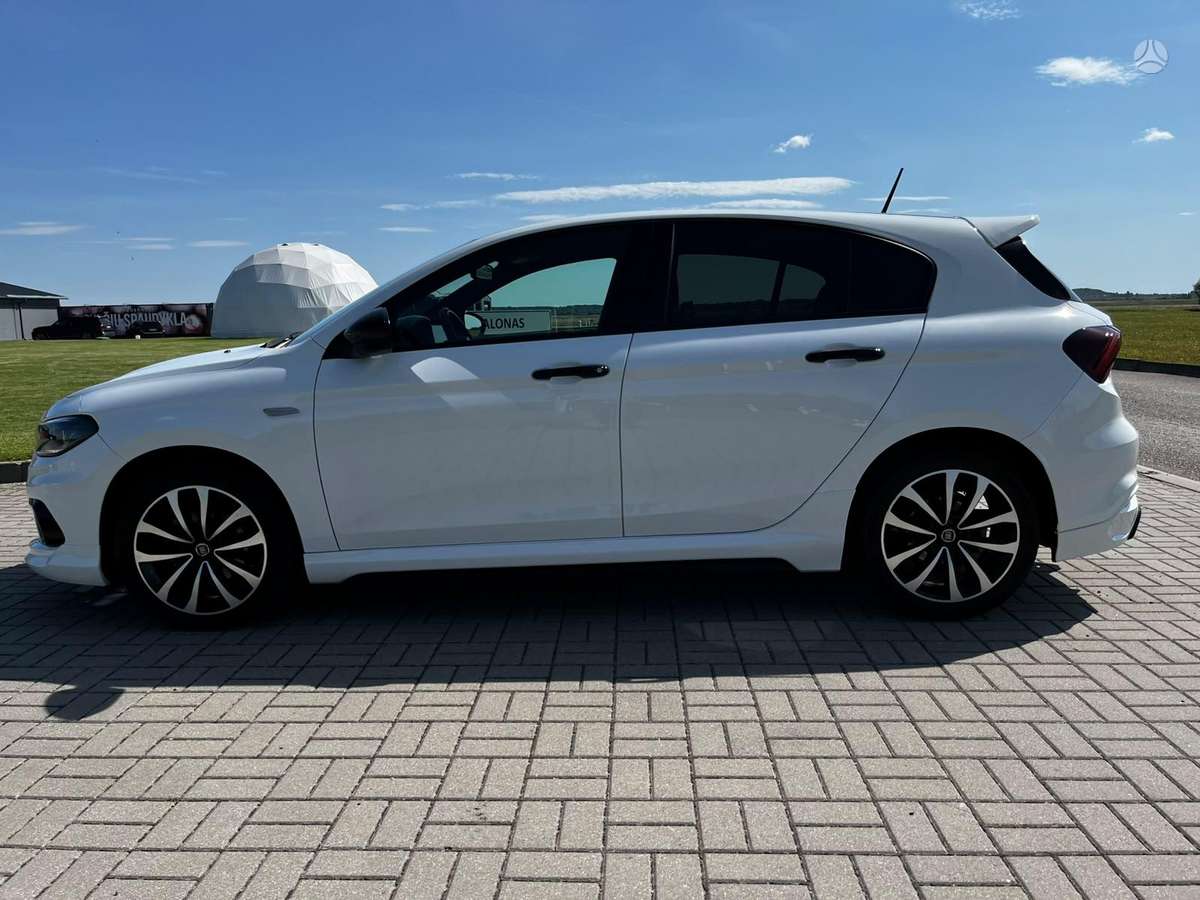 Fiat Tipo, 1.6 l., hatchback
