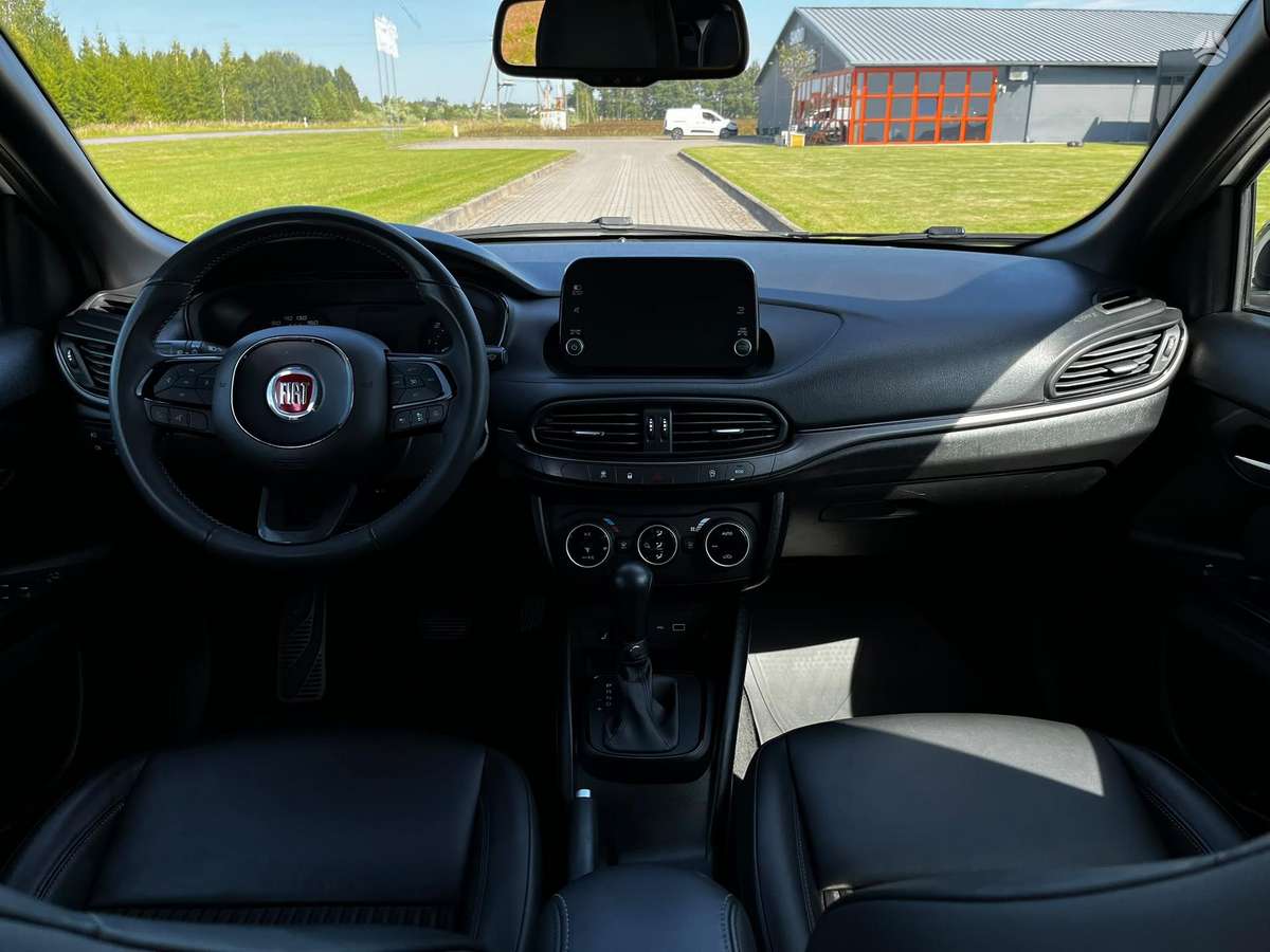 Fiat Tipo, 1.6 l., Хэтчбек