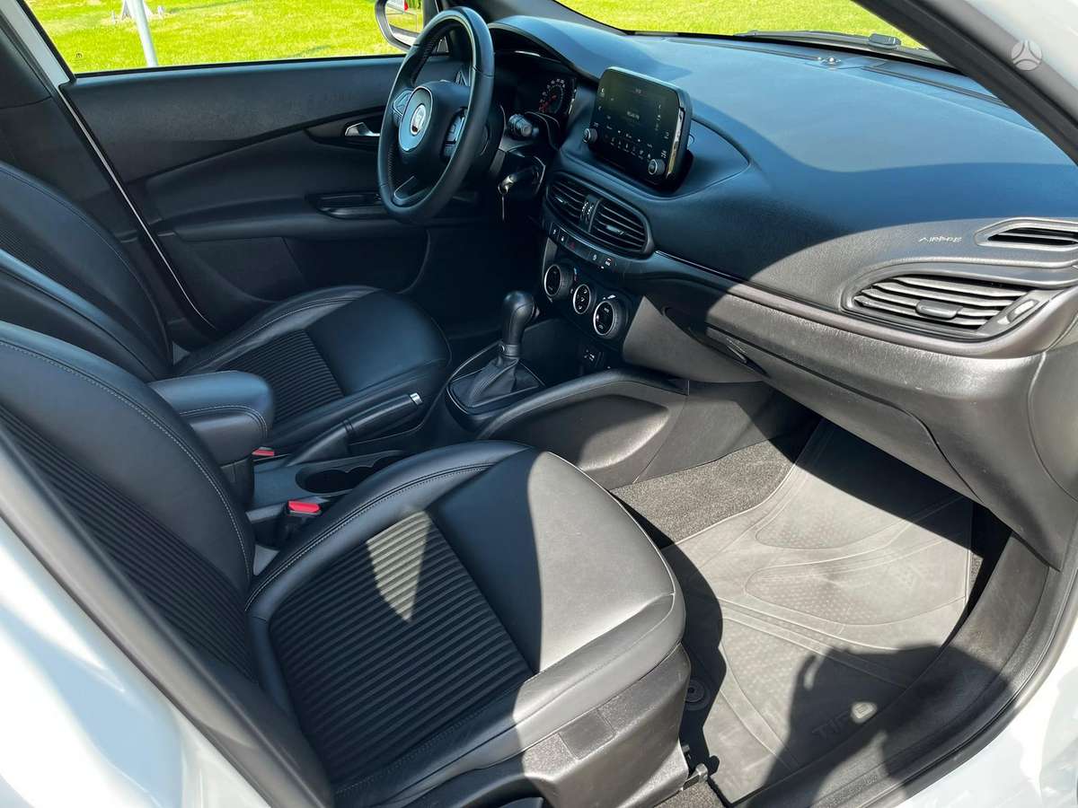 Fiat Tipo, 1.6 l., hatchback
