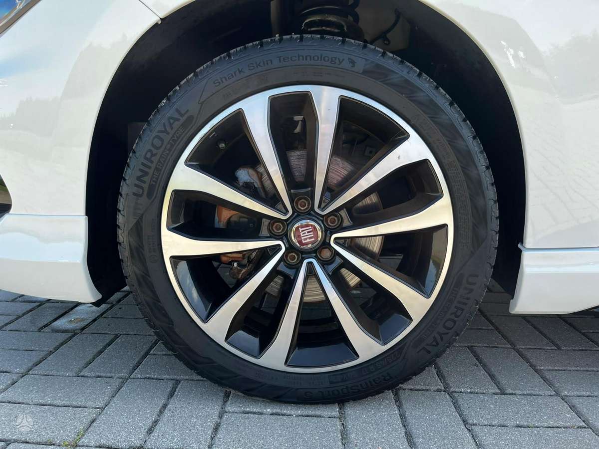 Fiat Tipo, 1.6 l., hatchback
