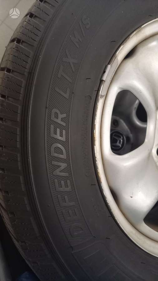 Michelin DEFENDER LTX, всесезонные 215/70 R16