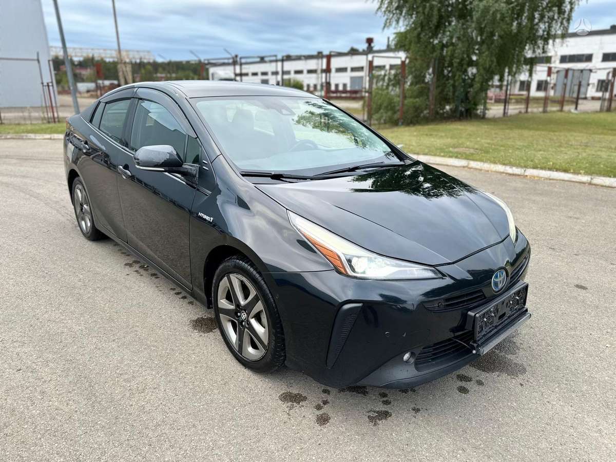 Toyota Prius - 3