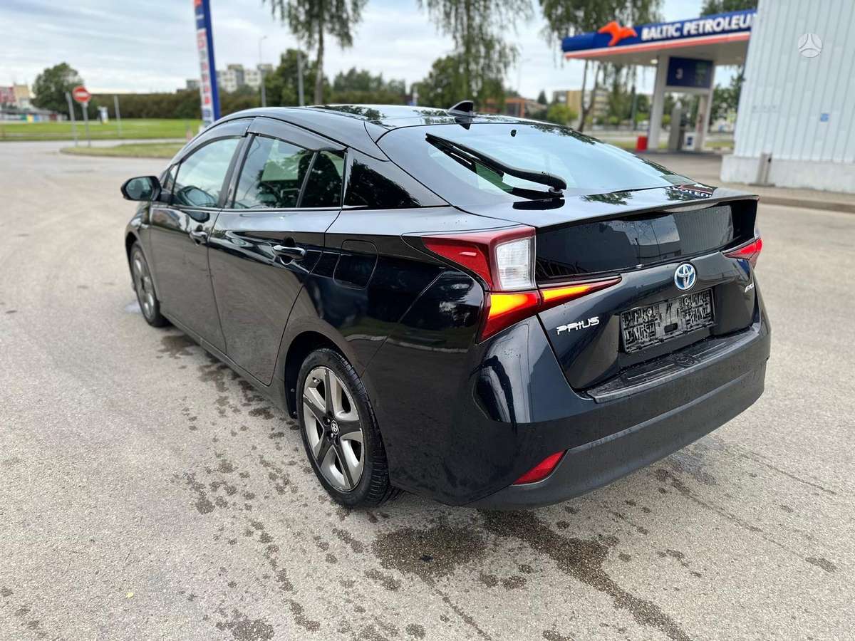 Toyota Prius - 9