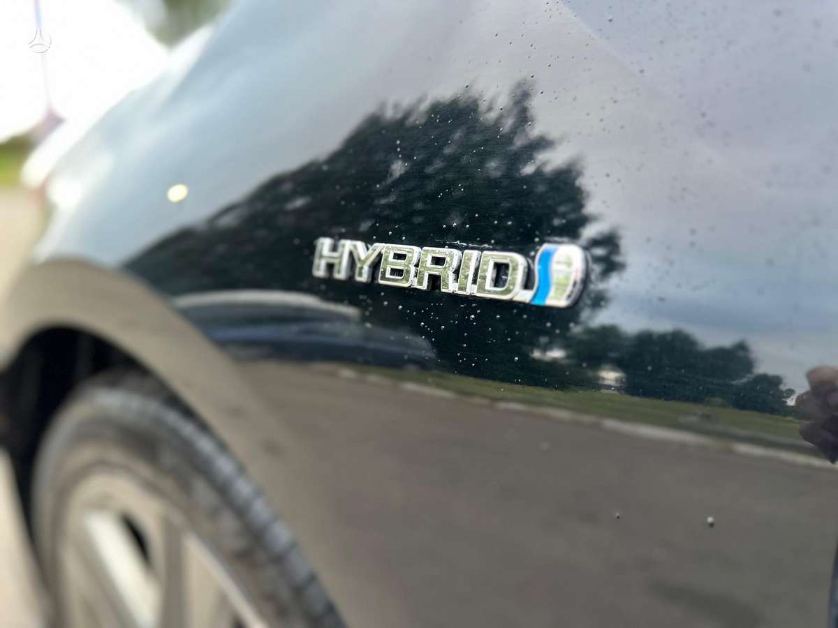 Toyota Prius - 10