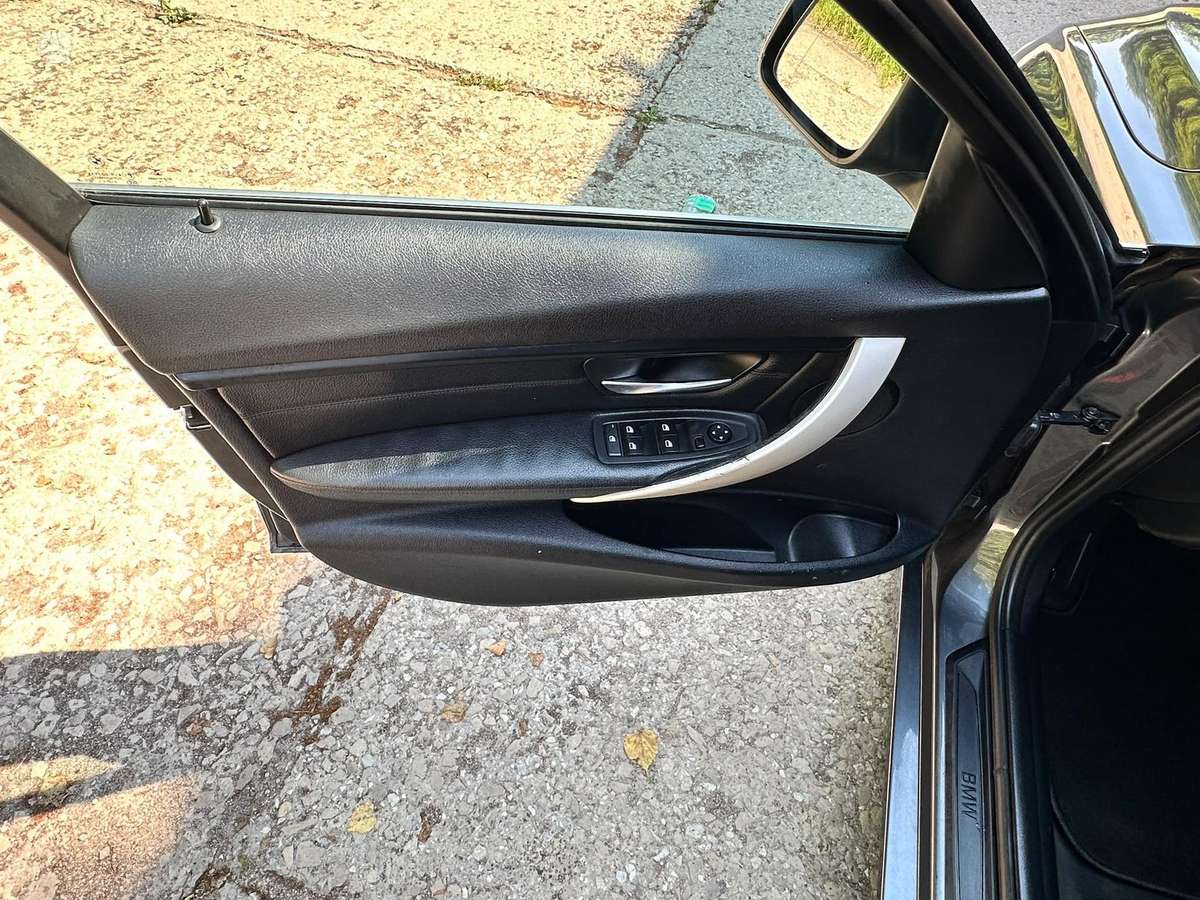 BMW 320, 2.0 l., Универсал