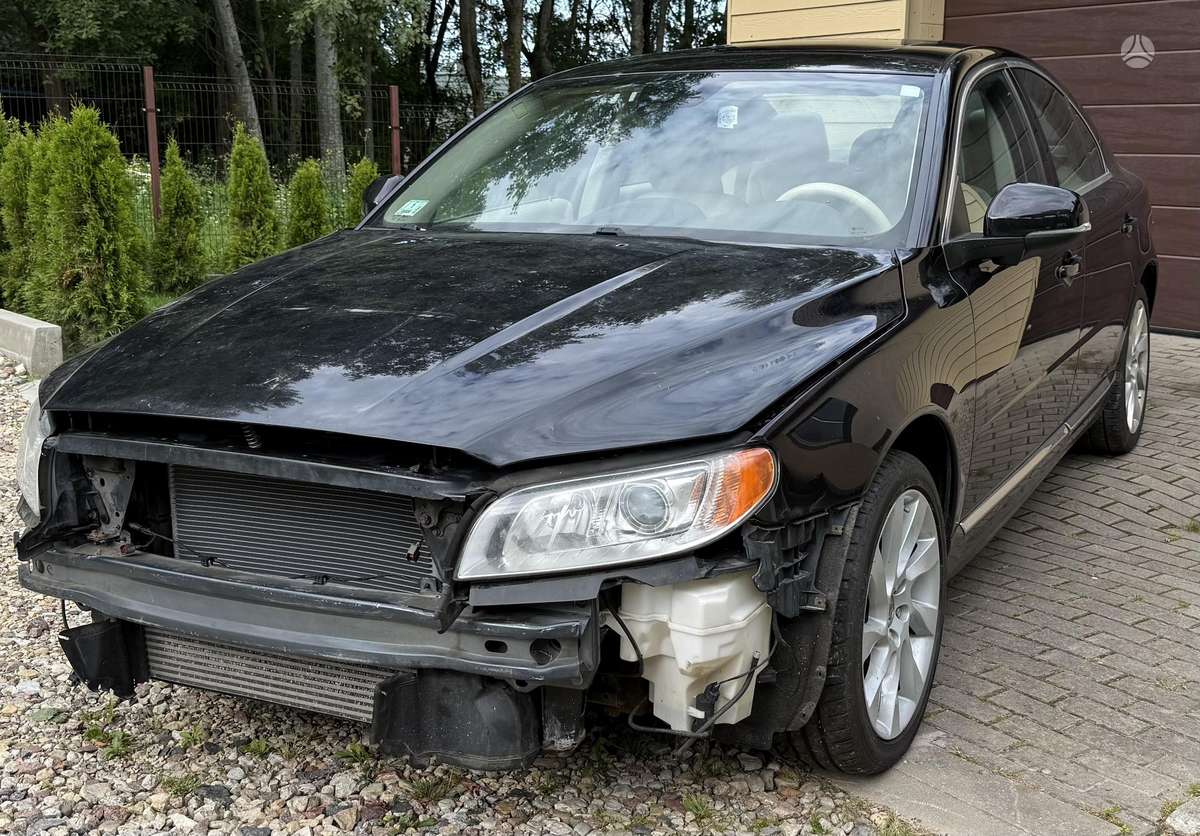 Volvo S80 - 2