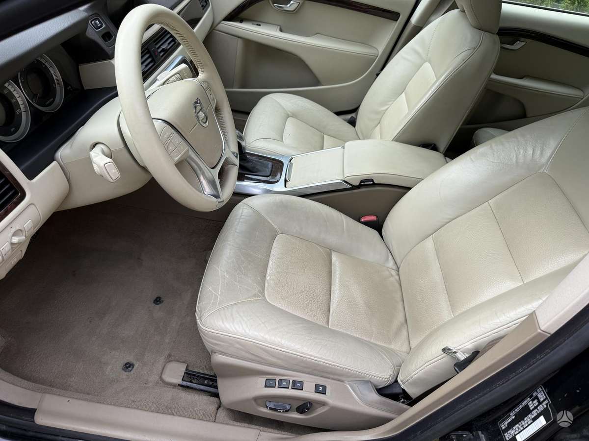 Volvo S80, 3.0 l., Седан