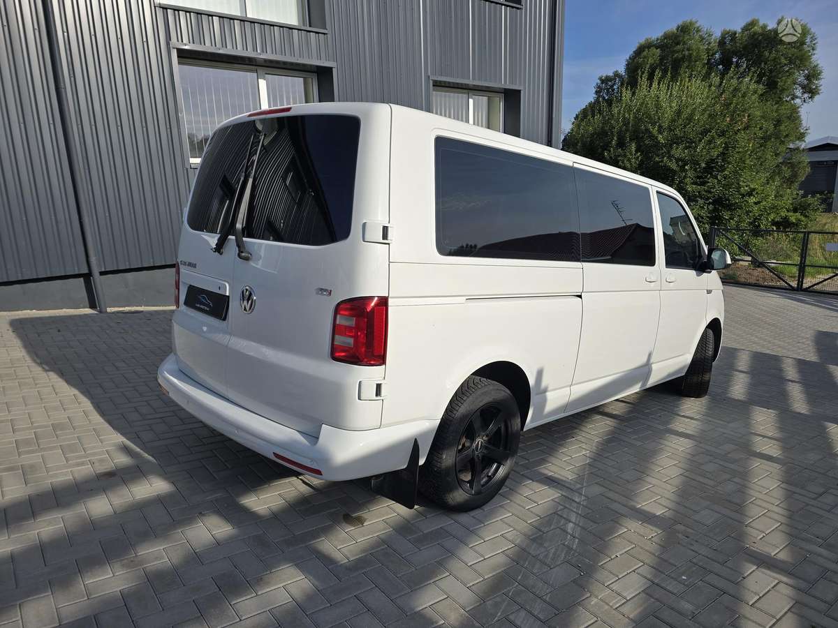 Volkswagen Caravelle - 8