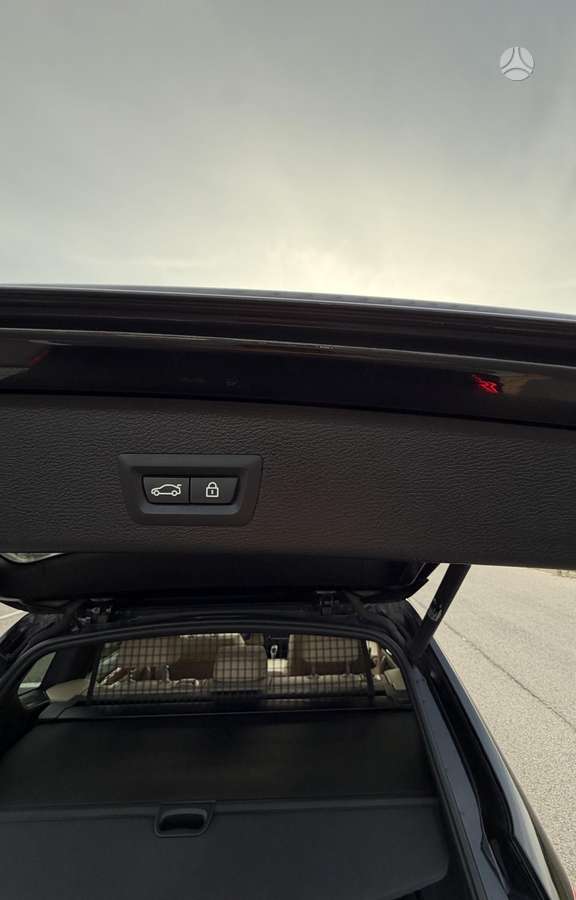 BMW X3, off-road / crossover