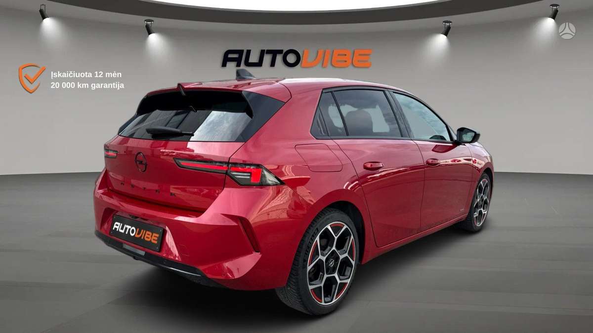 Opel Astra, 1.2 l., hatchback