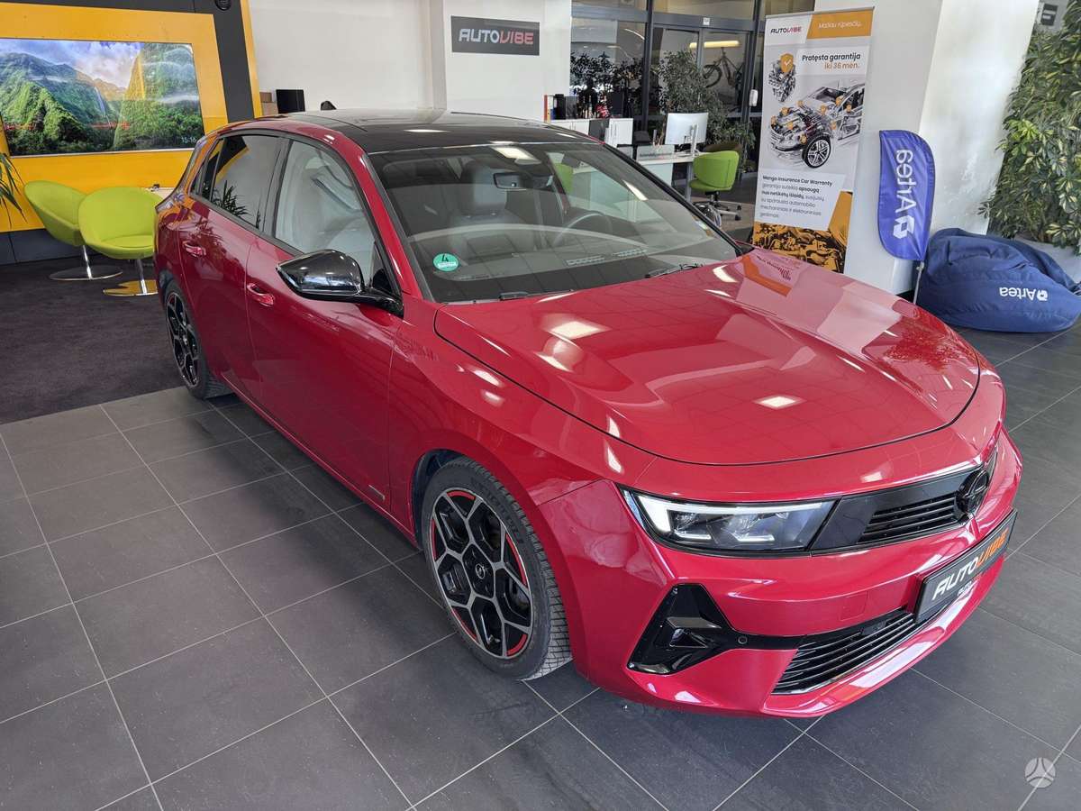 Opel Astra, 1.2 l., Хэтчбек