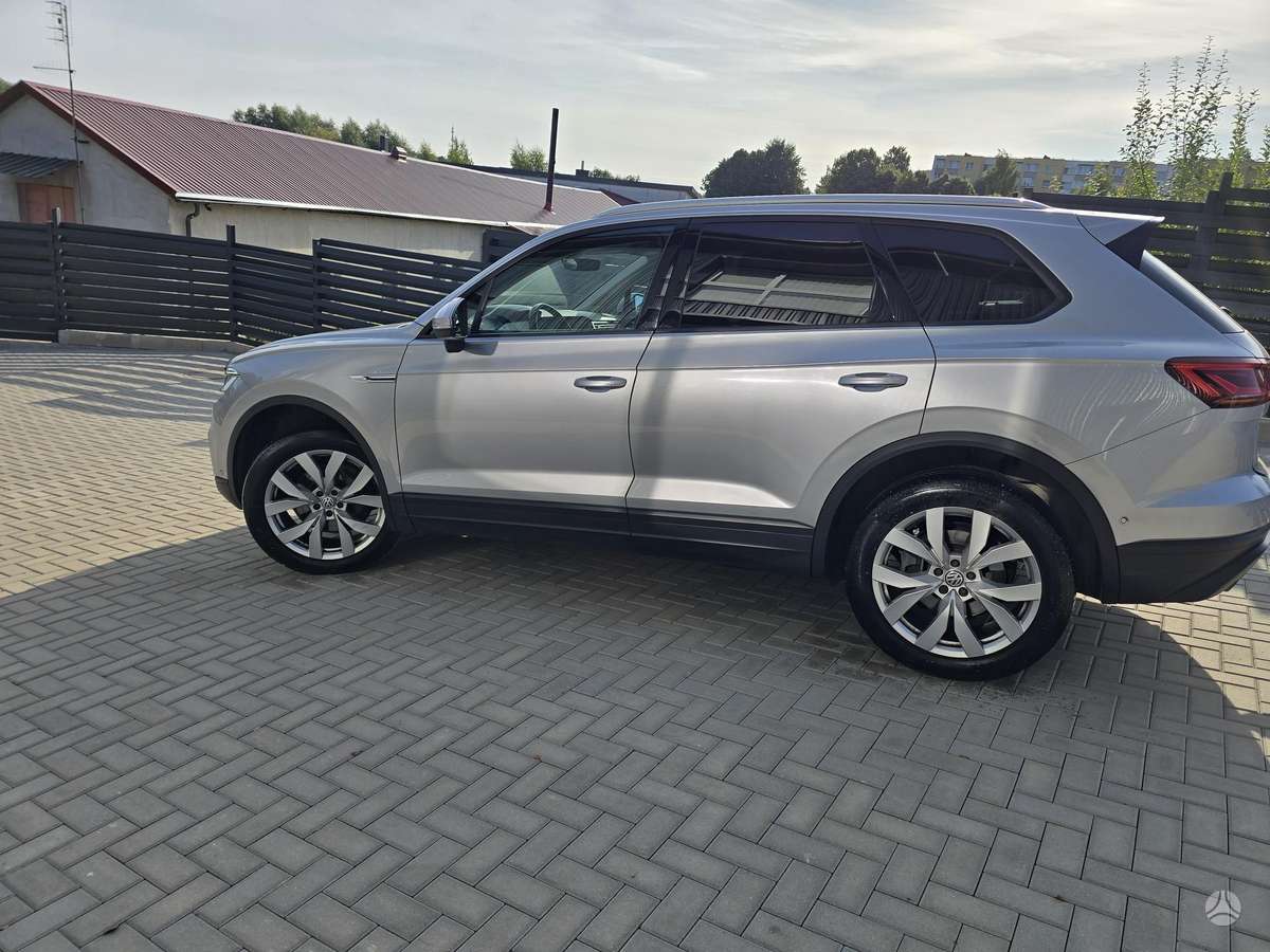 Volkswagen Touareg - 7