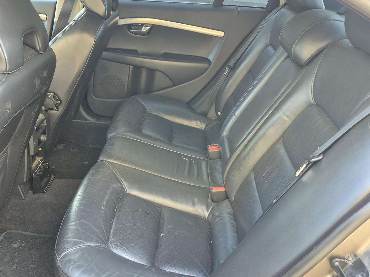 Volvo S80, 2.4 l., Седан