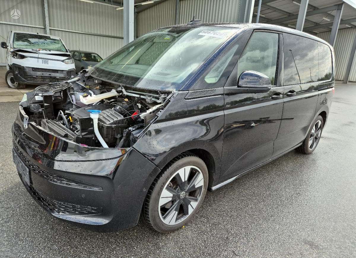 Volkswagen Multivan, 2.0 l., Минивэн