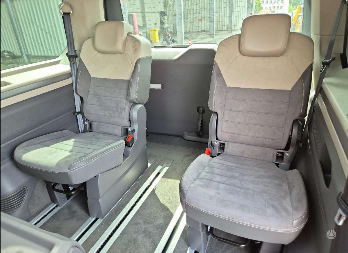Volkswagen Multivan, 2.0 l., Минивэн