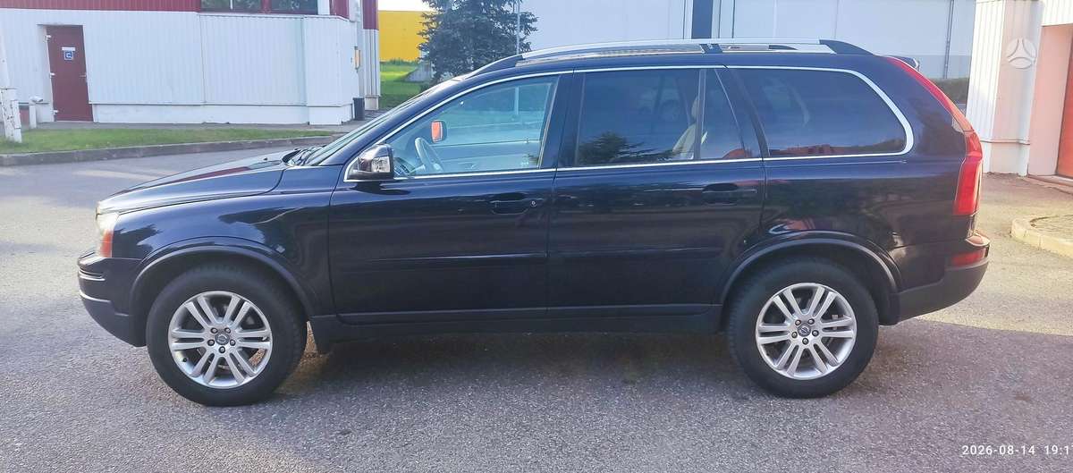 Volvo XC90 - 5